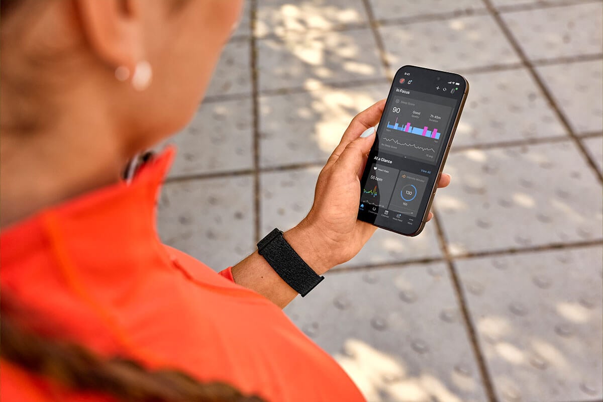 Garmin CIRQA Smart Band 无屏健康管理手环
