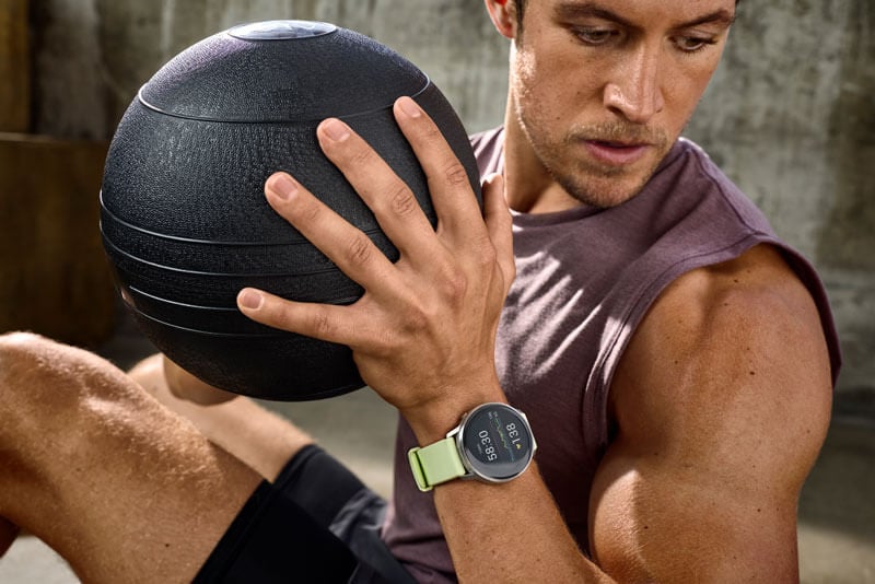 Garmin Venu 4 智能运动健康手表